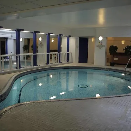 Hotel The Red Lea 3*